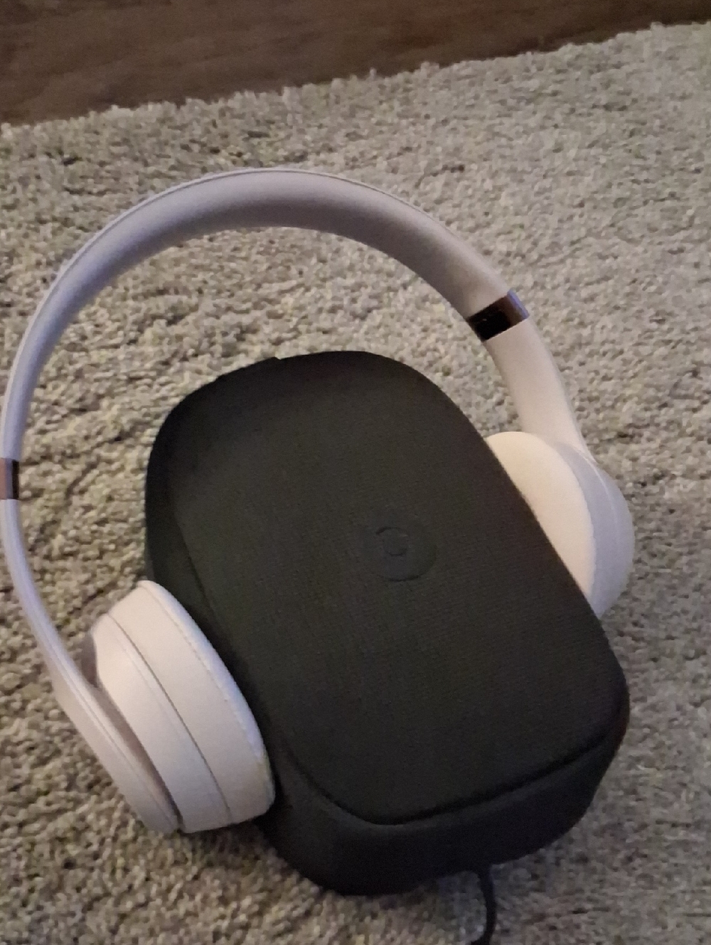 Beats by Dre White Over-Ear Headphones